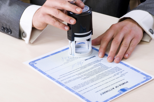 How a Notary Public Can Help You